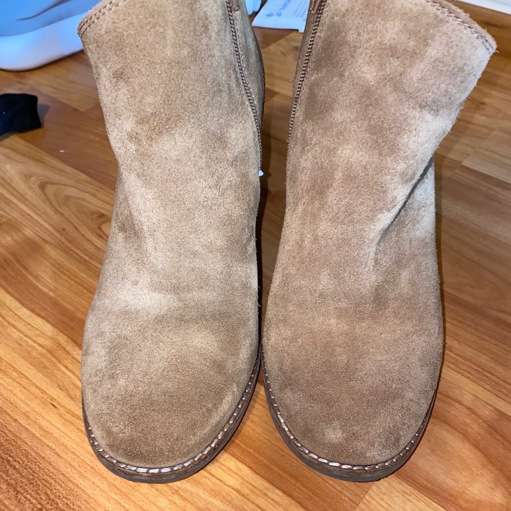 Lucky brand yakeena wedge bootie